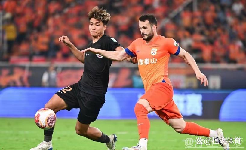 山东泰山未能破门,与青岛海牛握手言和 山东泰山未能破门,与青岛海牛握手言和